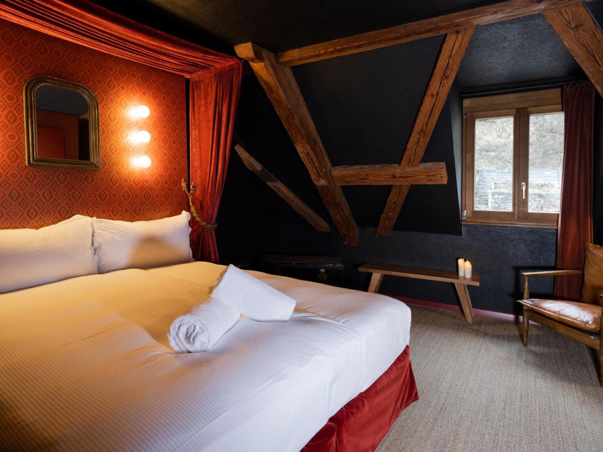Peanut Medieval Lodge Saint-Ursanne Esterno foto